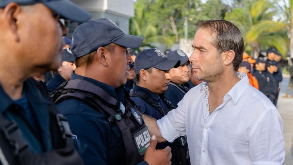 #ReporteRegional #QuintanaRoo
Disputa por la plaza entre el #CDS y #CJNG hunden en una espiral de violencia a #Tulum
reportemaya.mx/.../disputa-po…
#delincuenciaorganizada #cartel