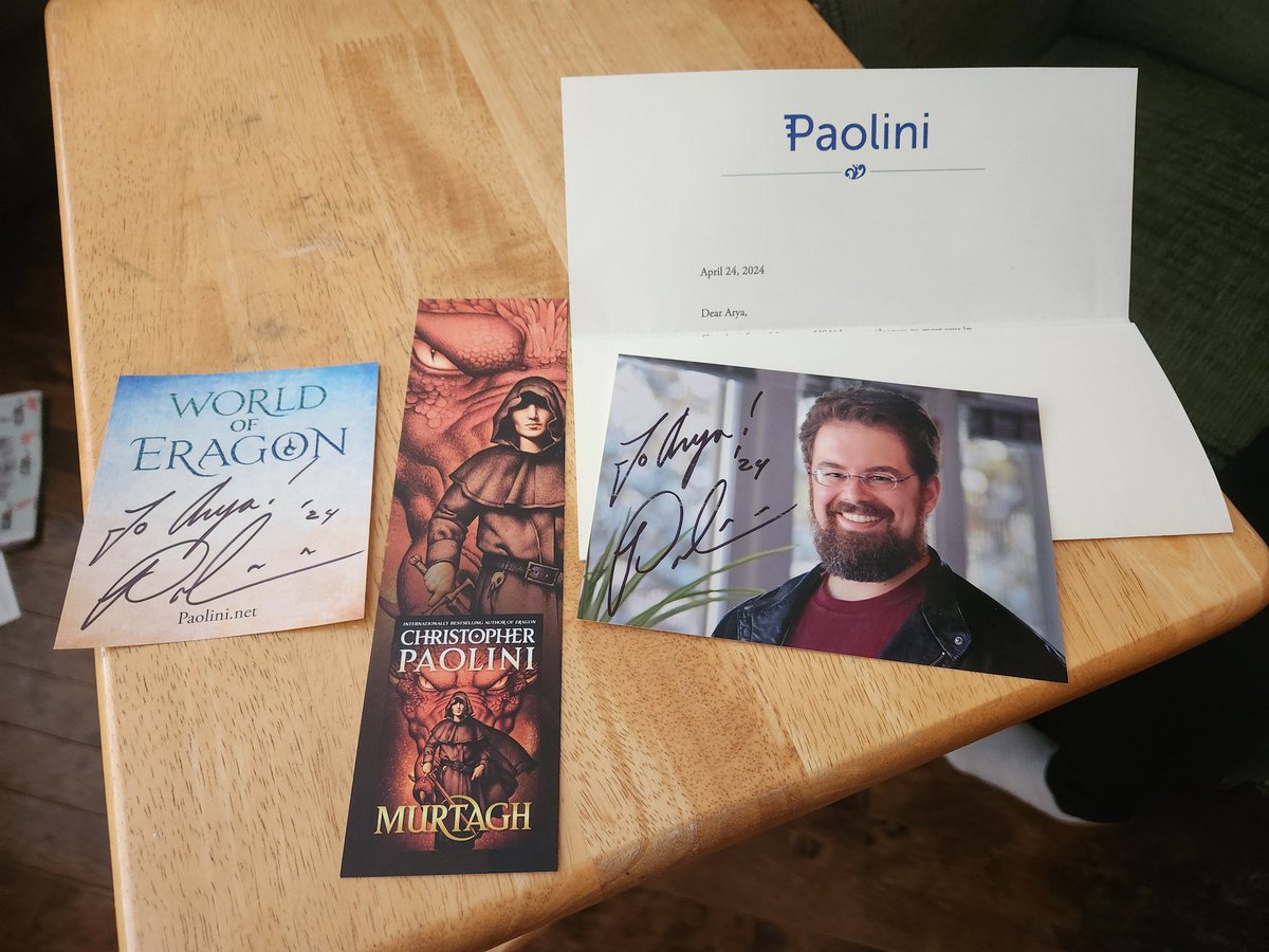 Thank you so much @paolini for sending this to my Arya! She was in tears at your beautiful letter. We loved seeing you in Toronto last year.