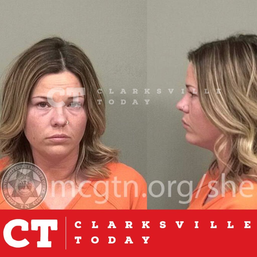 #ClarksvilleToday: DUI: Destinee Estabrook hits police car while swerving between lanes on Ashland City Road
clarksvilletoday.com/local-news-now…
#ClarksvilleTN #ClarksvilleFirst #VisitClarksvilleTN