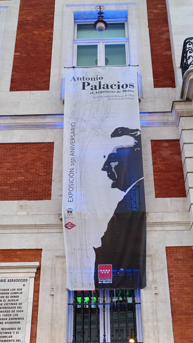 Se ha inaugurado hoy una exposición dedicada a Antonio Palacios en la Real Casa de Correos. Hasta el 30 de junio.