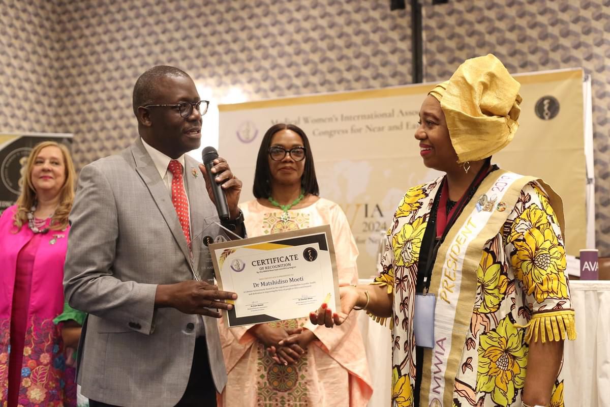 Deeply honoured for the lifetime achievement award by the Medical Women’s International Association received on my behalf by @BakyaitaDr , @WHO representative in Zambia. It’s my sincere hope that this recognition will inspire young women to pursue careers in public health!