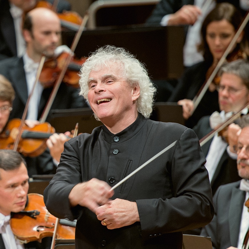 Continuing the Beethoven celebrations this week with a special edition recording from the @BerlinPhil, in Spatial Audio, and with commentary from @SirSimonRattle. You won't want to miss this: apple.co/BeethovenBP