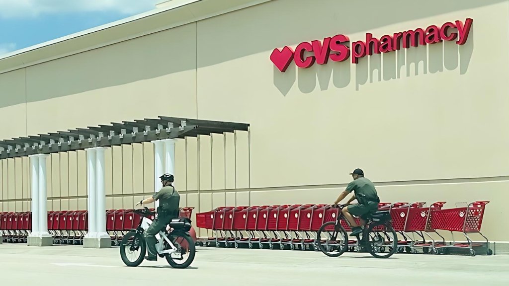 Caught on camera 📸 🚴‍♂️ The Cycling Cops™ 🚲 The Bicyclists with Badges™ 👮‍♂️ The Deputy Sheriffs on Schwinns™ Thanks to the resident who sent in this photo of members of our Bike Unit conducting proactive patrols throughout the Palm Coast Landing shopping plaza!