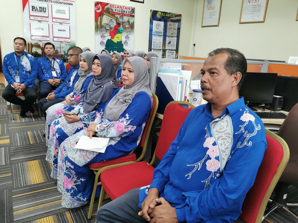 Alhamdulillah, saya berkesempatan ke DOSM Kuala Krai dan seterusnya mengadakan sesi townhall dan ramah mesra bersama anggota.

#DOSM
#BanciPertanian2024
#HIES2024
#KPDOSM
#StatistikNadiKehidupan
#StatistikSegalanyaPasti