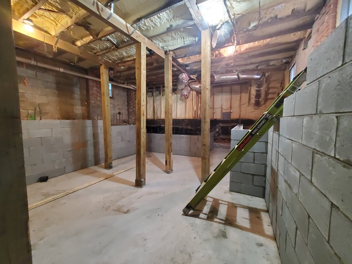 Basement project is taking shape. We're about done with the block walls and ready to start framing.

#homeremodel #contractorlife #renovationrealities #homebuilder #atlantaremodel #designbuild #homeaddition #atlantahomes #moderncraftsman #buildingscience #customhome
