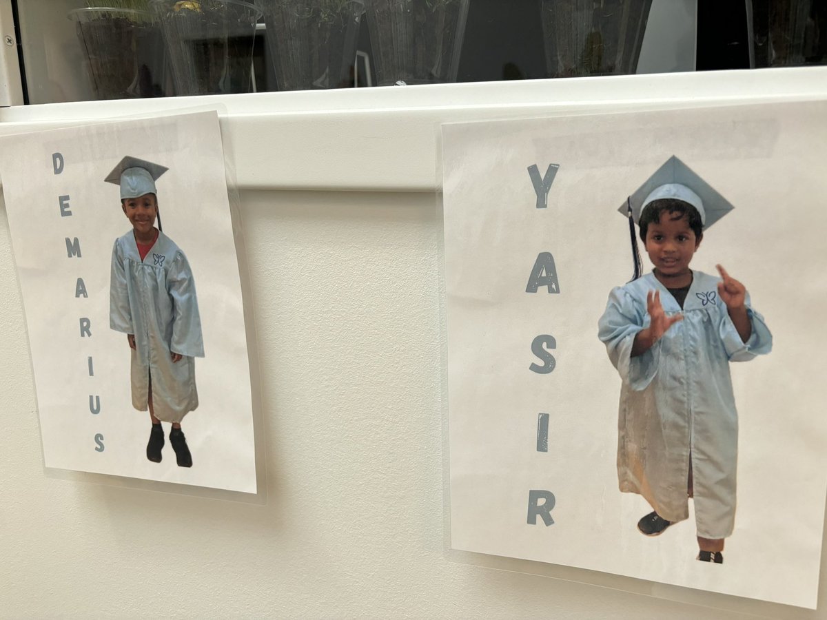 Courtney Holt tweet media