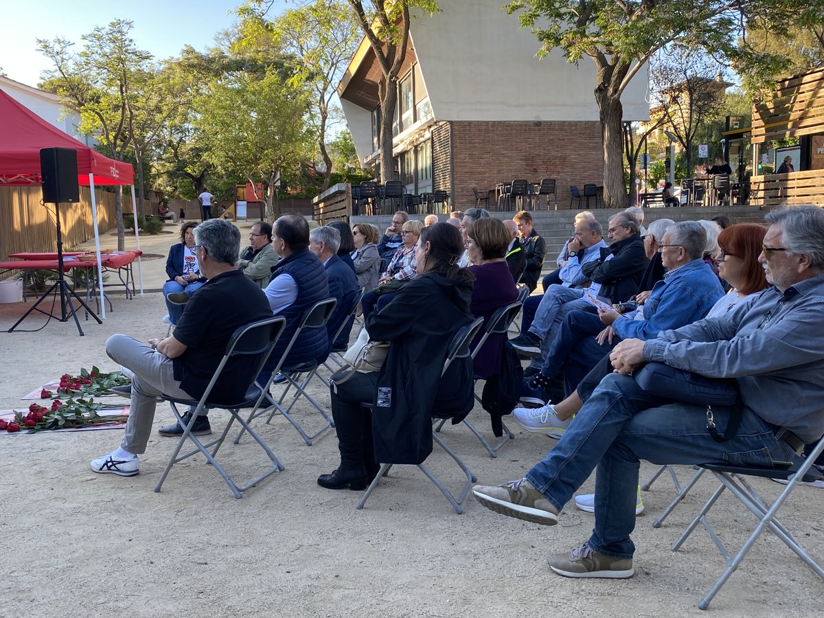 @salvadorilla ha dit que farem més en 10 dies que ells en deu anys gràcies al govern alternatiu. Joaquín Fernández, secretari de Política Municipal del PSC. @joanbasaganyas @ginapol @jmrane @AndreuCollantes @Llobretrans