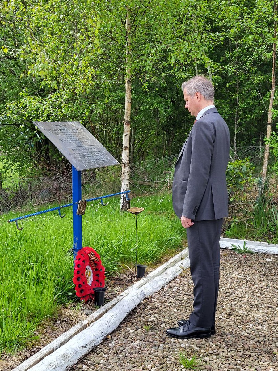 RussiaScotland's tweet photo. On the Great Victory day Consul General of Russia in Edinburgh D.Moskalenko laid wreaths at the memorials to the 1 Air Transport Division pilots (Soviet Civil Air Fleet) who ferried British aircraft to the USSR and to the Soviet submarine B1 crew who died on the way from Scotland https://t.co/71X11NBA0C