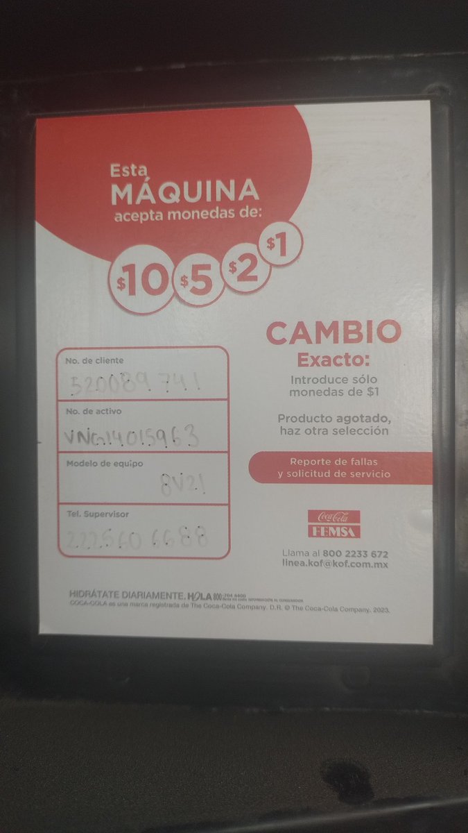 BarahonaMMS's tweet photo. @CocaColaMx urge llenar máquina de coca colas por favor https://t.co/eIUVFBtIuy