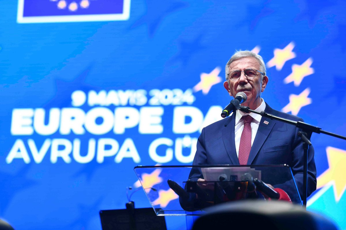 mansuryavas06's tweet photo. Avrupa Birliği Türkiye Delegasyonu Başkanı Büyükelçi Sn. Nikolaus Meyer-Landrut'un konuğu olarak Avrupa Günü kutlamaları kapsamında verilen resepsiyona katıldık. 

Kendilerine zarif davetleri  ve  Türkiye-AB ilişkilerine yaptıkları katkılar için teşekkür ediyorum. https://t.co/kZKM5N1B08