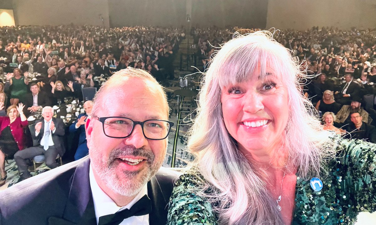 Jon_Shell_'s tweet image. For over 18 years, @mkennedythom has played a vital role at @Neighborly. We&apos;re grateful for her dedication and leadership. Mary&apos;s commitment to entrepreneurship and franchising is unmatched. We wish her all the best in her new journey as CEO of Business Network International!