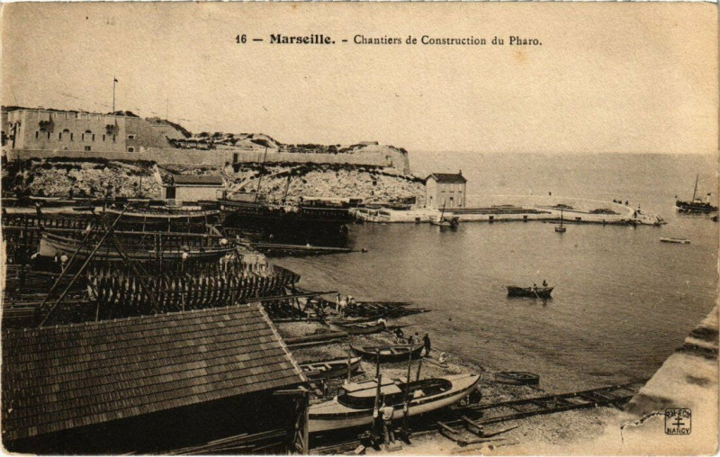 Marseille - Chantiers de Construction du Pharo à #Marseille #CartePostaleAncienne 👉 cartorum.fr/carte-postale/…