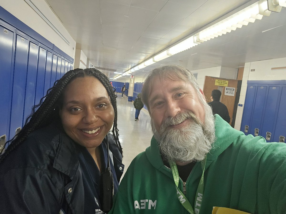 When you run into your former 81st Street School student, who is now an MPS safety assistant and she joins her #union. Great seeing you, Jada McKinney!

#unionproud #MPSproud