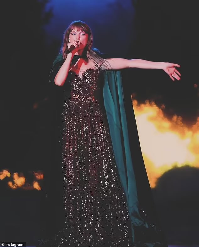 rest in peace evermore dresses… you were loved but i simply cannot see taylor performing august without the flowy sleeves