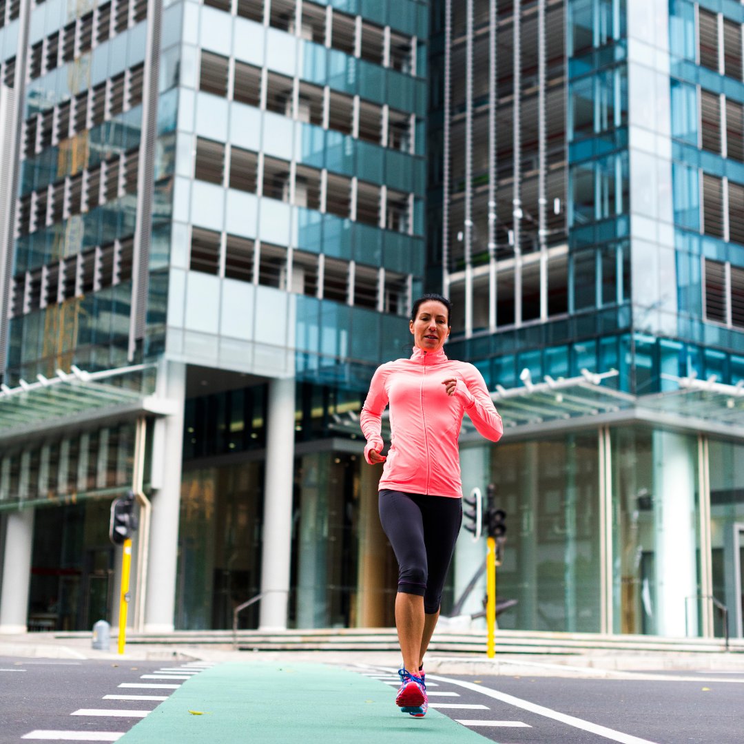 Run commuting involves some advanced planning, some clever packing, and a good backpack, but once you get started, there are a whole bunch of benefits. Learn how to become a run commuter: runottawa.ca/four-wheels-tw…