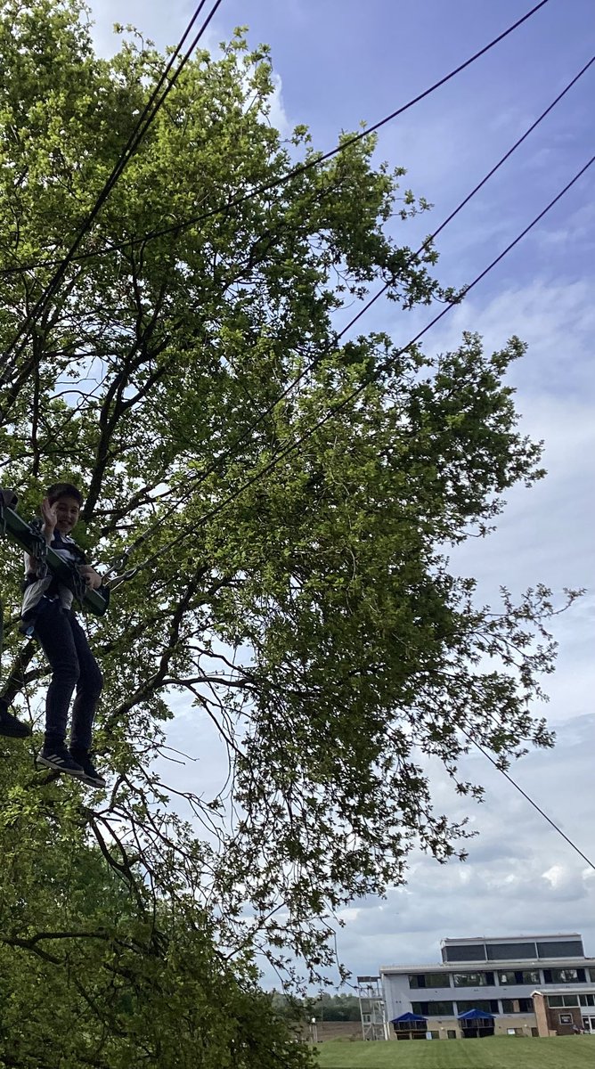MNA_Year5's tweet photo. Group 3 - Giant Swing (1) https://t.co/5jTQfQhRDr