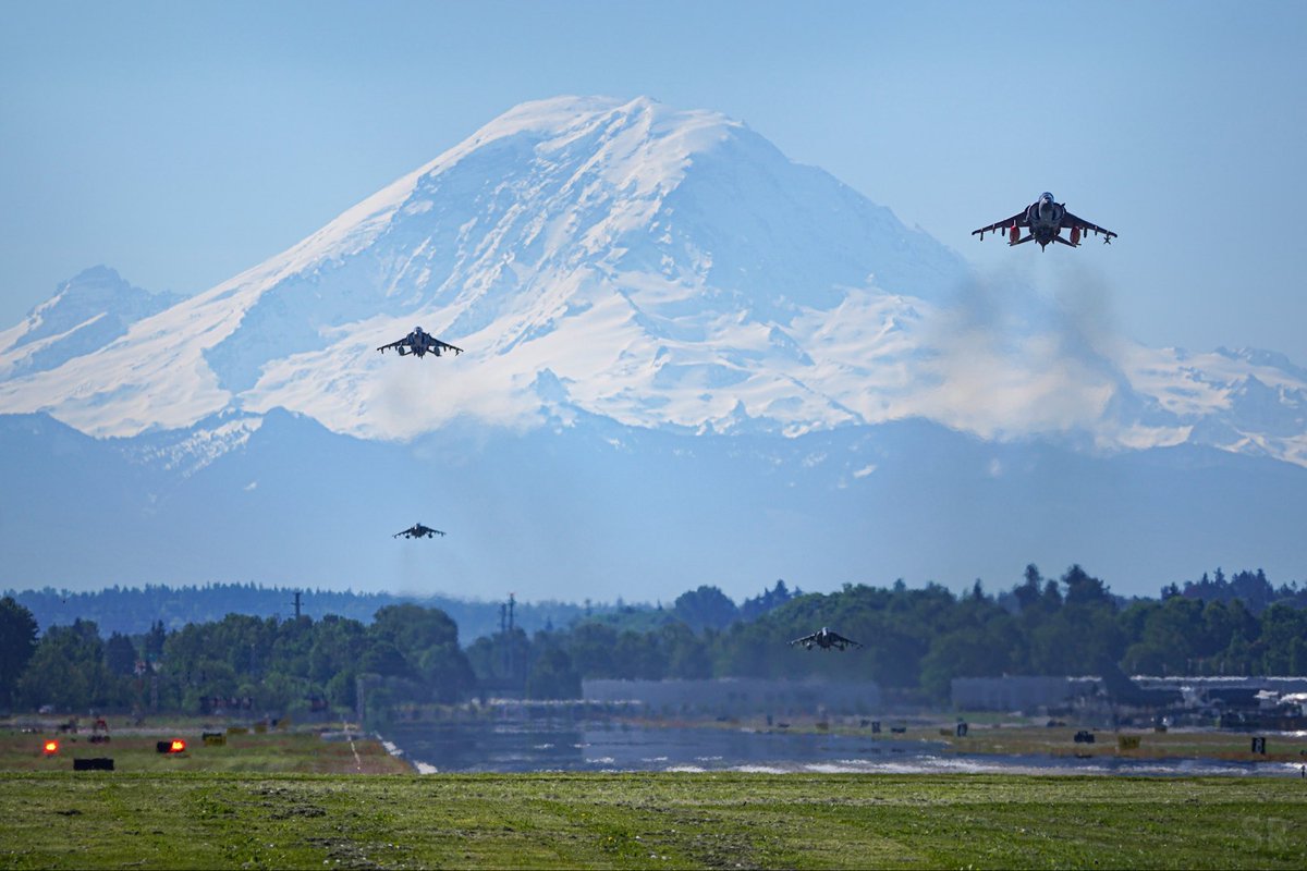 Four Marine Corps Harriers taking off from Boeing Field this morning. #Seattle #KBFI #mtrainier