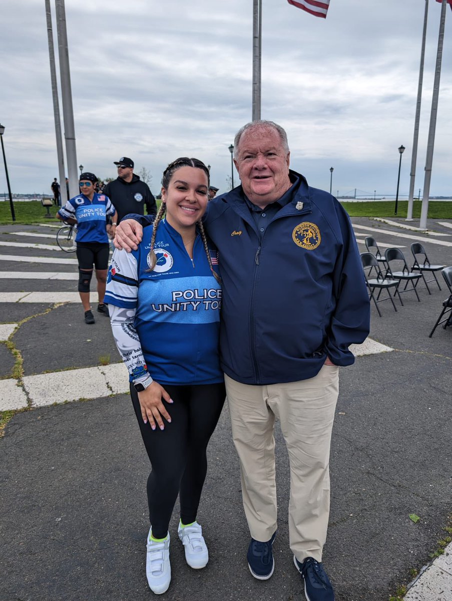 Today, I joined Mayor @StevenFulop , the JCPD & community members for a sendoff event supporting Jersey City Police Officers in the 27th annual Police Unity Tour. Thousands of officers nationwide will bike to the National Law Enforcement Officers Memorial D.C. Have a safe ride!