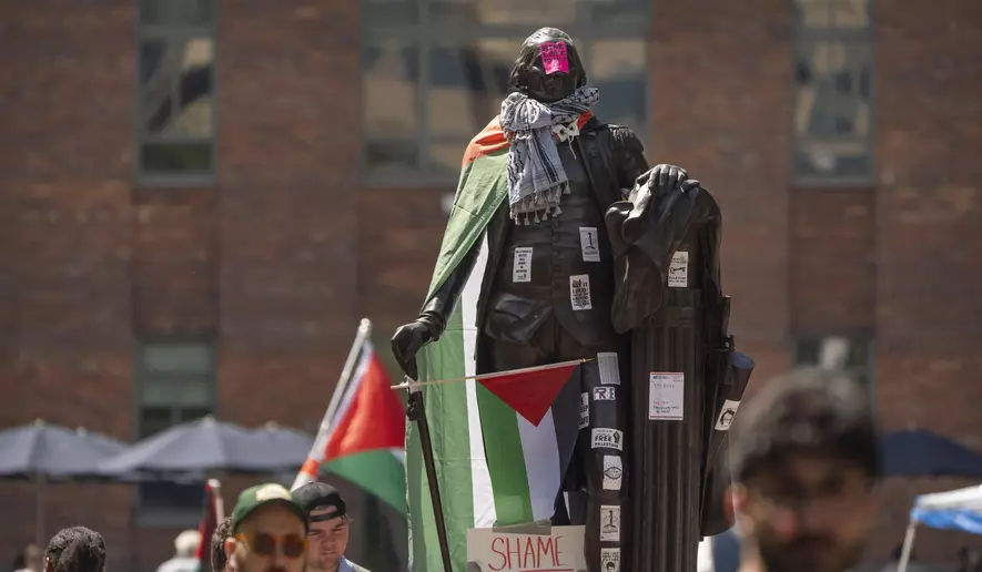 The anti-Israel protesters don’t care about winning the hearts and minds of their fellow citizens, as their actions show. For most, it's just a pretext for mayhem. But for the organizers, it's about pushing an undemocratic and anti-American agenda via intimidation. A 🧵