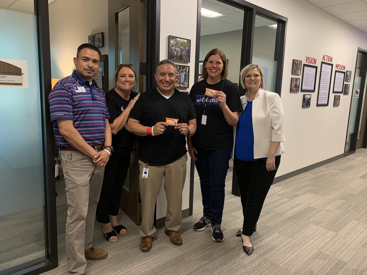 Gave out our very first WhataWildcat Award to our truancy officers who go out of their way to help our students be successful in school!! We appreciate ALL you do!! @TempleISD @SchoolTemple @OttTempleISD @adamslisa97 @Whataburger
