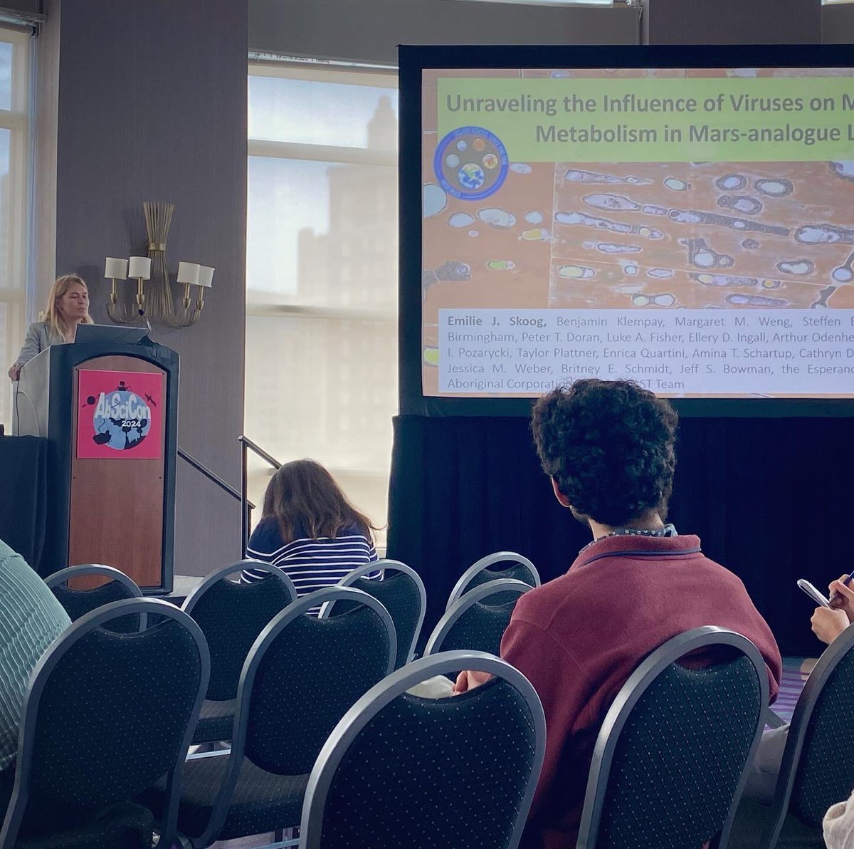 Julie Huber, PhD tweet media