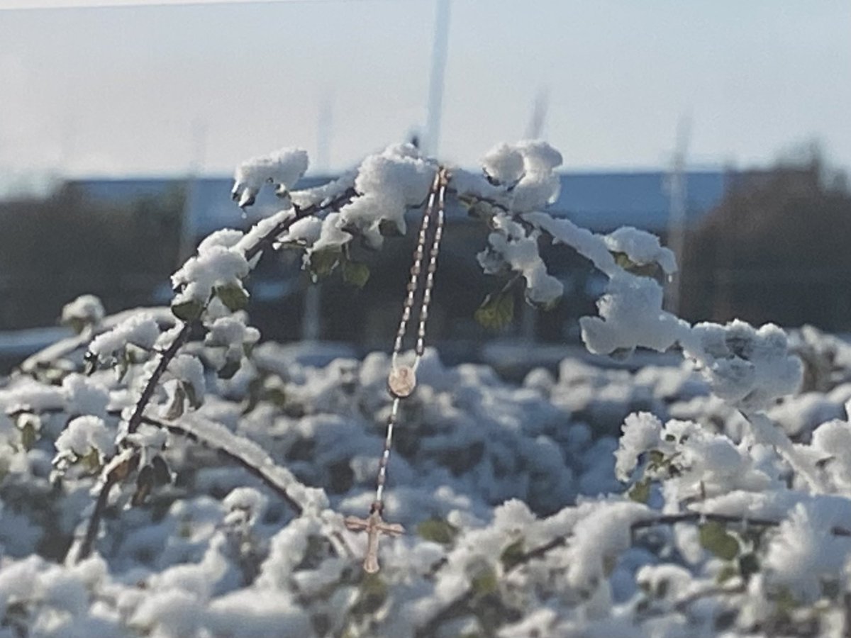 Just back from SoulsINQUEST at The Bridge in Easterhouse. It’s a powerful collaboration between <a href="/INQUEST_ORG/">INQUEST</a>, the families of people who have died in custody &amp; photographer Sarah Booker. It aims to act as a lens onto state violence, grief &amp; resistance and it’s on until June 29.