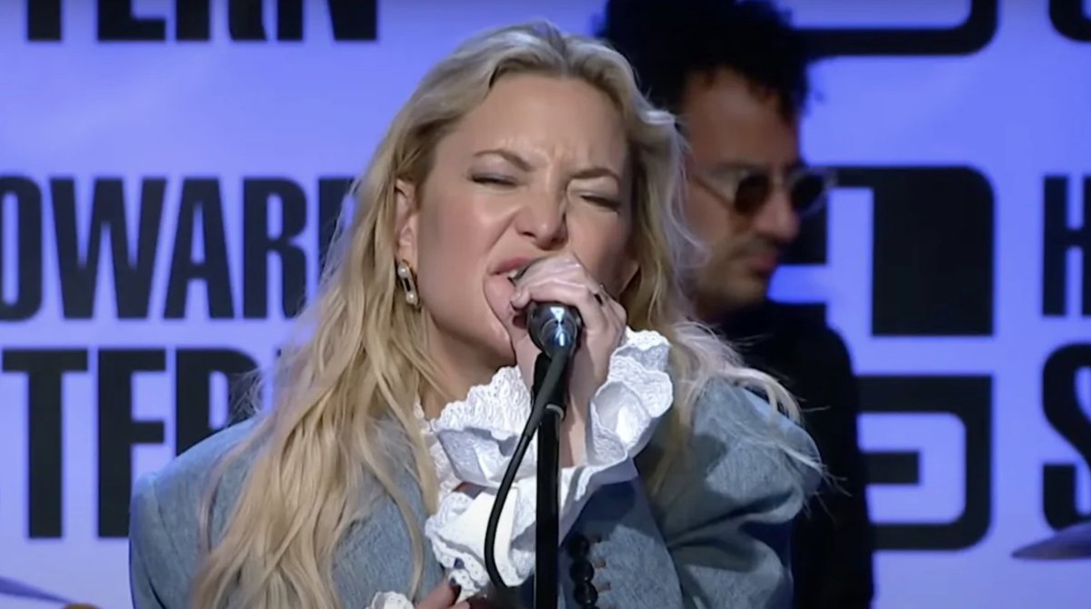 👀 See KATE HUDSON cover STONE TEMPLE PILOTS' "Vasoline" on 'STERN' revolvermag.com/music/see-kate…
