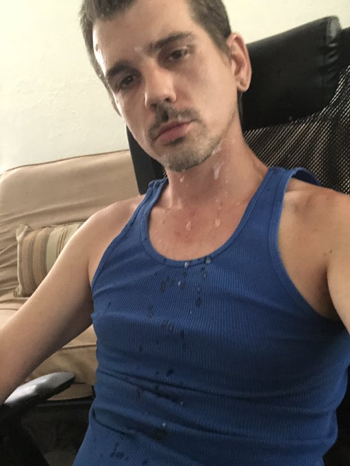 I didnt know cumshowers were in the forecast today https://t.co/WAUMuEtyBU