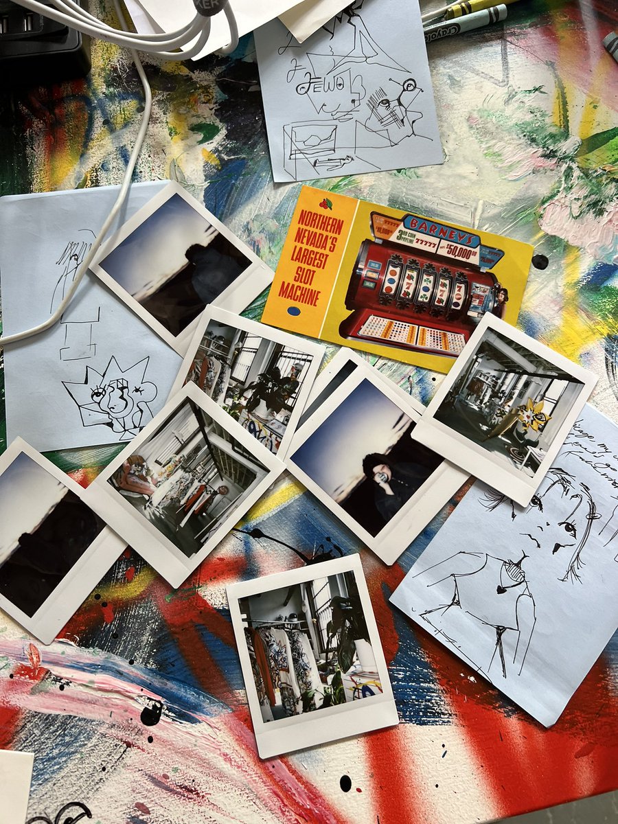 fewocious's tweet image. tulips, prints and other things