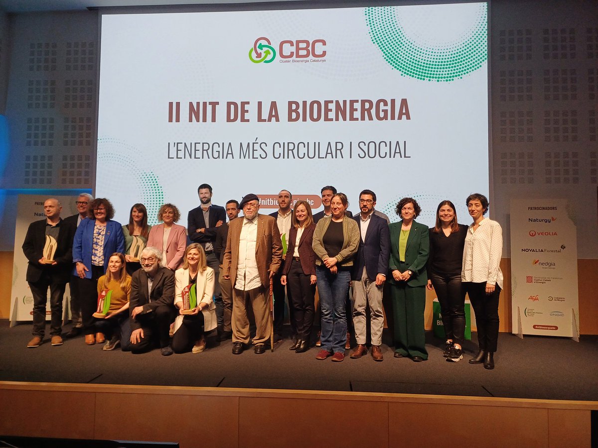 📸 Ja tenim aquí la foto de família de la II #nitbioenergiaCBC.