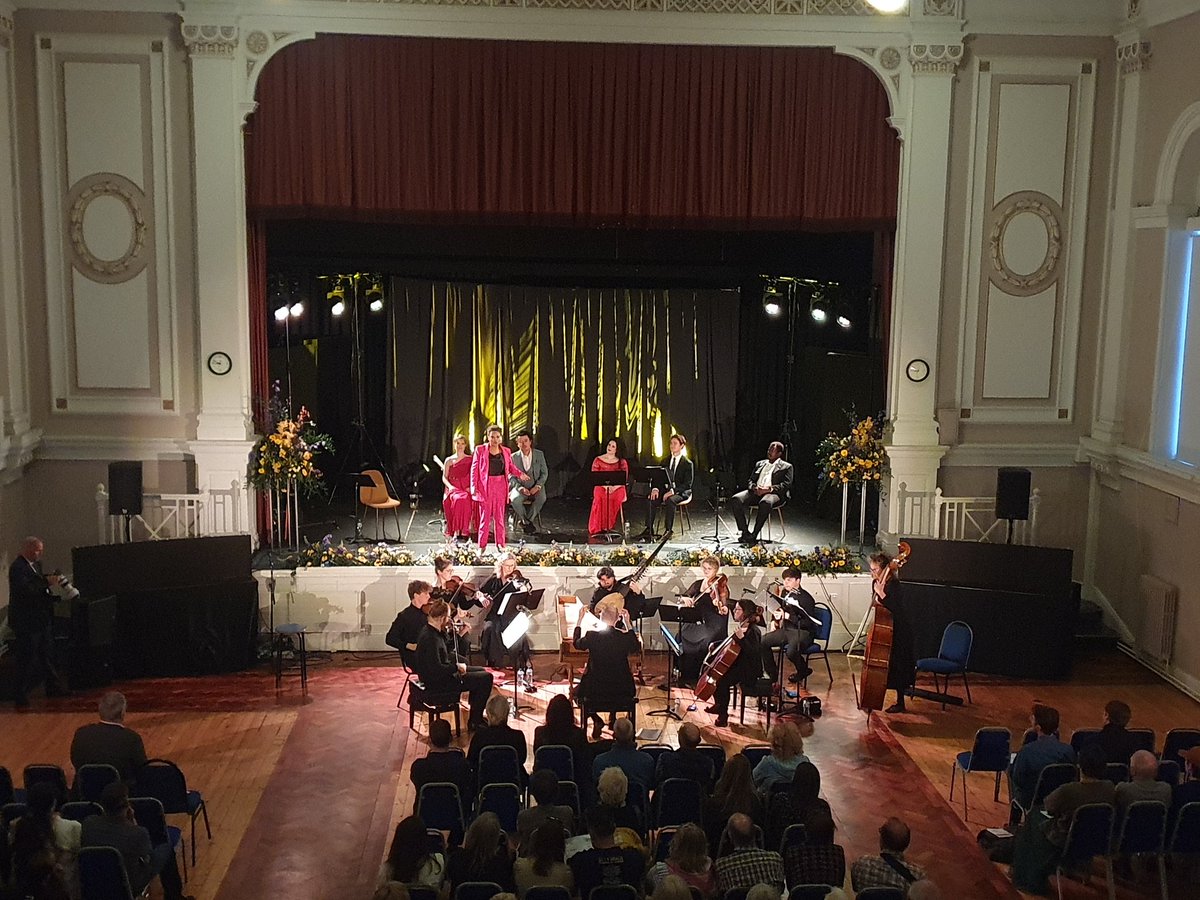 Wonderful opening this evening of this year's #artsandmindsfestival by @IrishNatOpera and the @IrishBaroque orchestra. Looking forward to a feast of culture in the sunny days ahead here @MaynoothUni