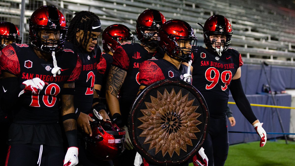 After a great conversation with @CoachSumlerSDSU & @JsonCarter I am pleased to announce I have received a scholarship offer to San Diego State University! #Hometown #TheFactory @THEHIVEFB @GregBiggins @alecsimpson5 @CoachB_ripMM