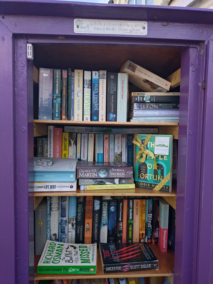 The Book Fairies are celebrating the release of the final instalment of Elodie Harper’s #WolfDenTrilogy by sharing copies of #TheTempleOfFortuna around the UK! Who will be lucky enough to spot a copy in Pontefract? #ibelieveinbookfairies #TBFFortuna #HeadofZeusBookFairies