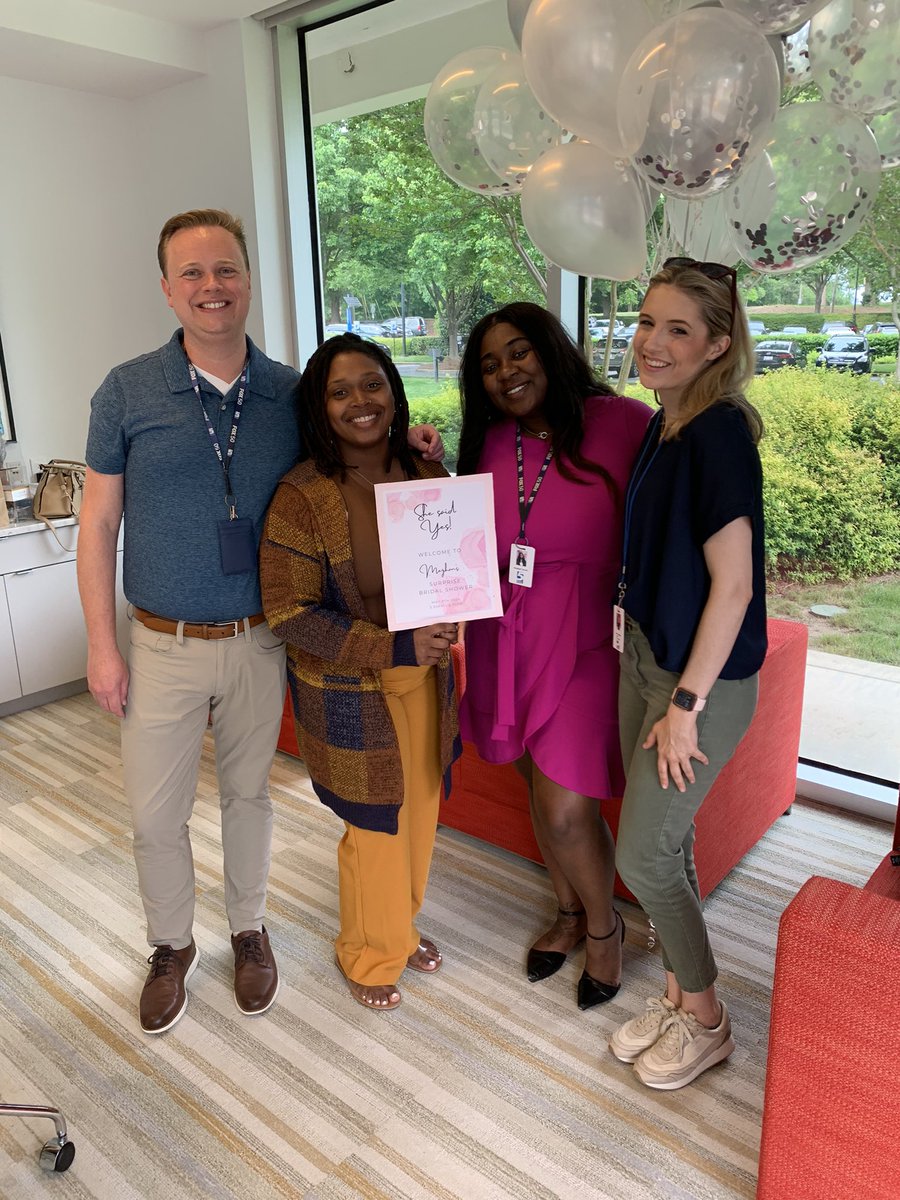 My News+ besties threw me a surprise bridal shower today 🥹 So thankful for them!!!