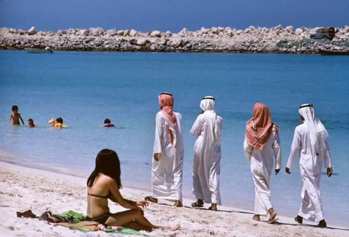Insel Das, Abu Dhabi, UAE, 1976
جزيرة داس ابو ظبي 1976.