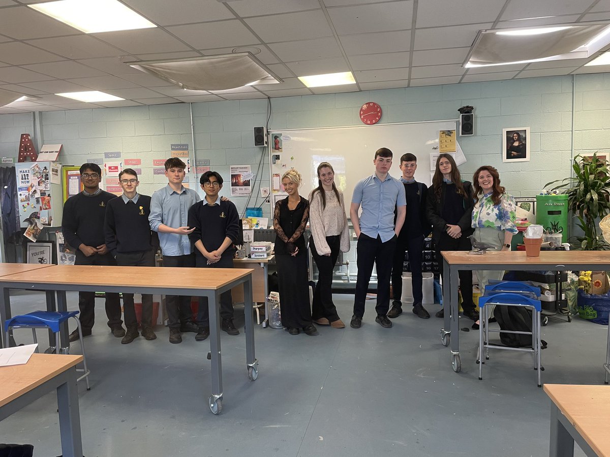 A huge thank you from the 5th years for our amazing guest teachers from @NCAD_Dublin Education Dept Ms Cahill and Ms Conroy 🙏 The students had a ball and gained so much confidence with new sculptures forms and techniques 💡 looking forward to our exhibition! @moylepark