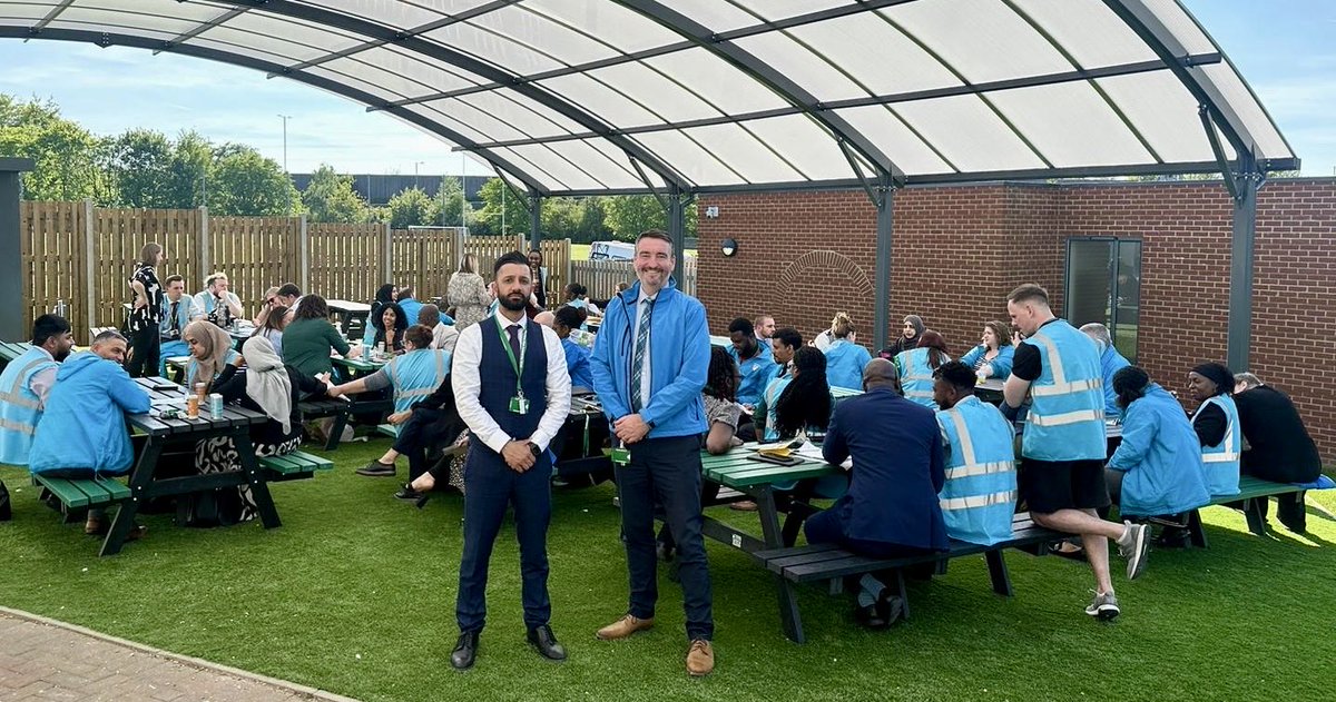 Ice cream, drinks, outdoor CPD session, staff quiz to raise money for ⁦@KeechHospice⁩, beautiful weather, laughter and lots of fun ⁦@ChallneyBoys⁩!