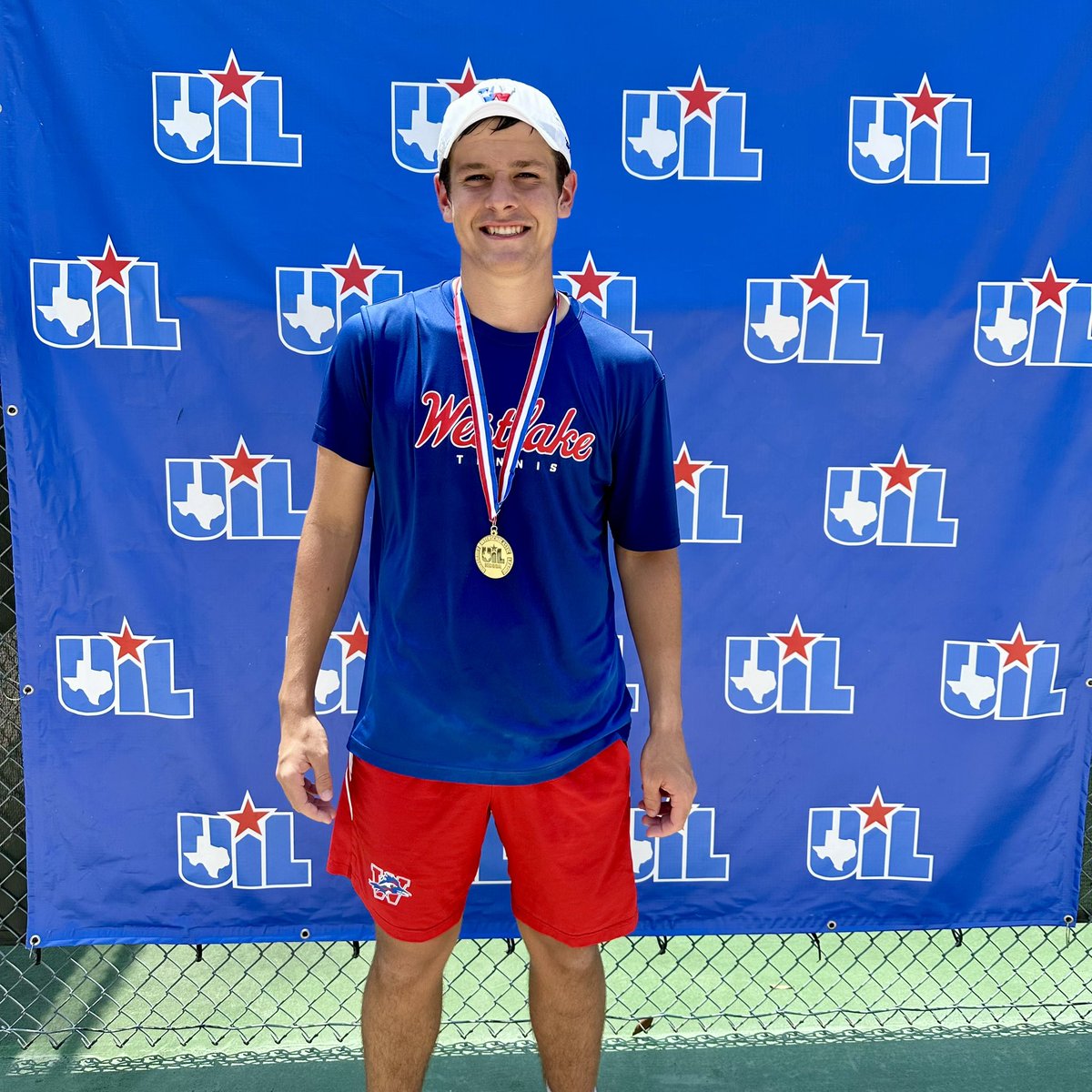Congratulations to Luke Riezebeek on his victory at the Region IV Men’s Singles Finals. Luke’s region title earns him a spot in the Men’s Singles draw at the 6A State Tennis Tournament. #GoChaps