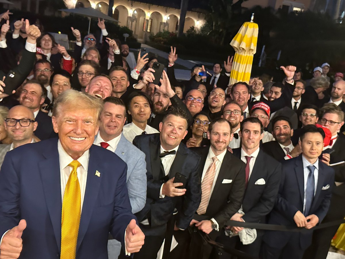 TRUMP GALA DINNER 05.08.2024!!! President Trump had a GREAT time with you at Mar-a-Lago last night. We love our Trump Trading Card Community! Make sure to tag us in your pictures.