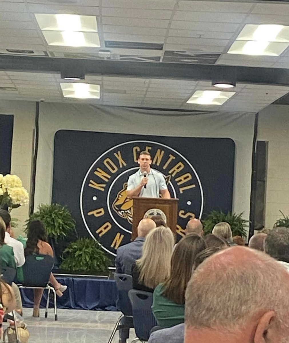 PartinSteve's tweet image. Very proud to be given the Green Leaf Award by this guy! @StevenPartin