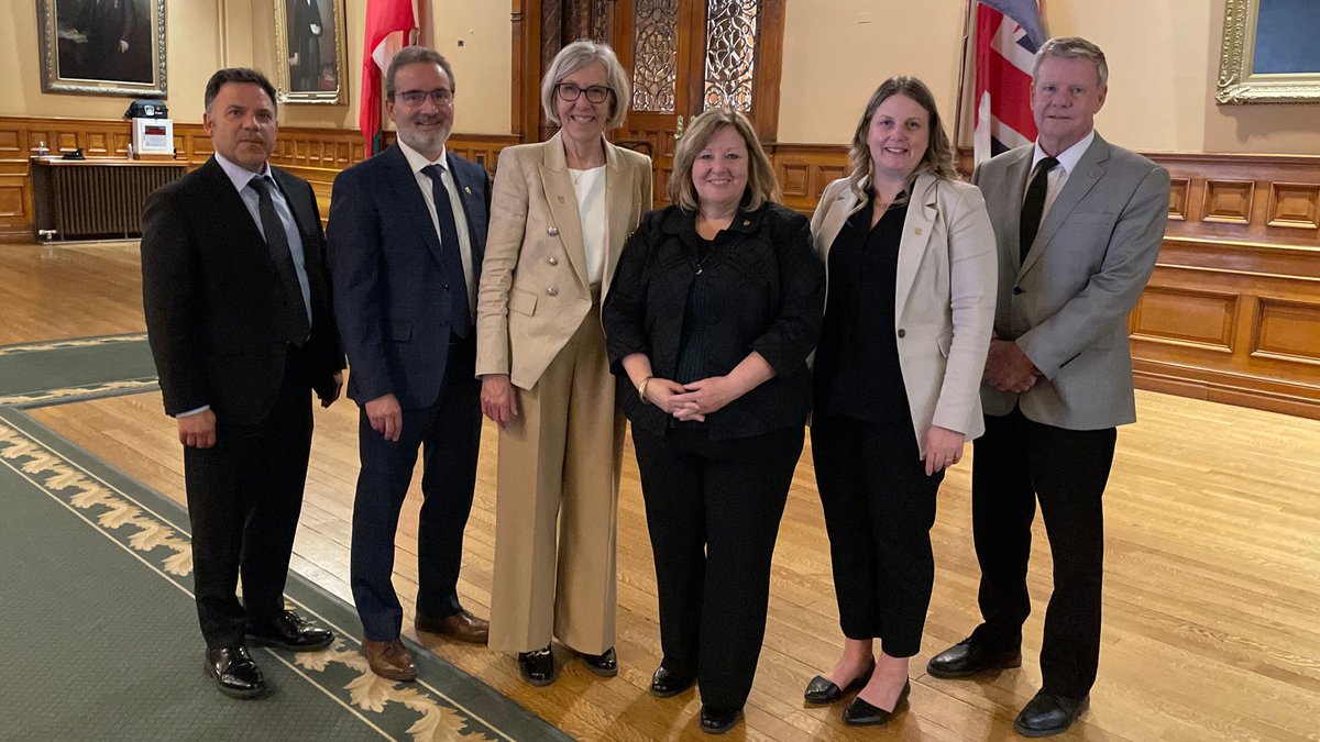 This week, Dr. Rene Van Acker, vice-president (research), was part of a University of Guelph delegation that visited Queens Park, showcasing #UofG research for various Government of Ontario officials.