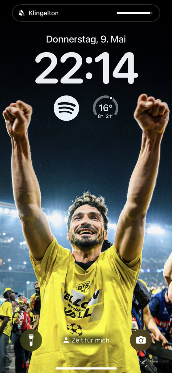 Frederik tweet media