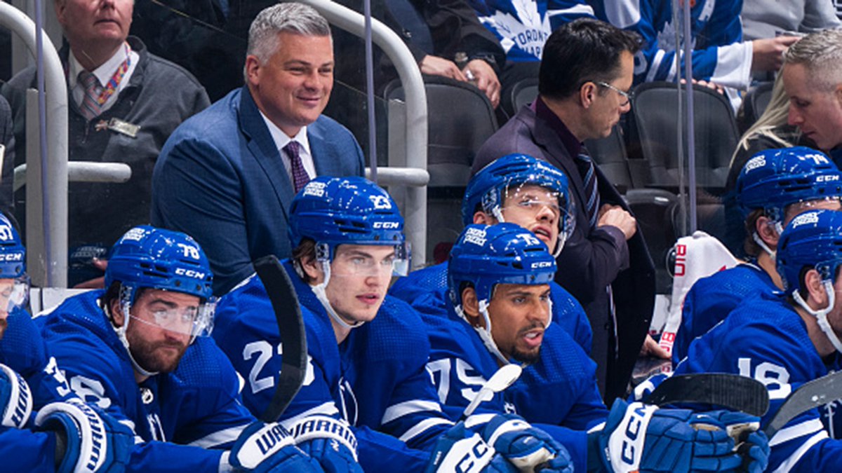 From @7ElevenCanada That's Hockey - Who will be next in line to try and lead the Maple Leafs on a deep playoff run? @HayesTSN joins @GlennSchiiler to explain his wish list for Toronto's next bench boss: tsn.ca/video/~2919034 #7ElevenThatsHockey
