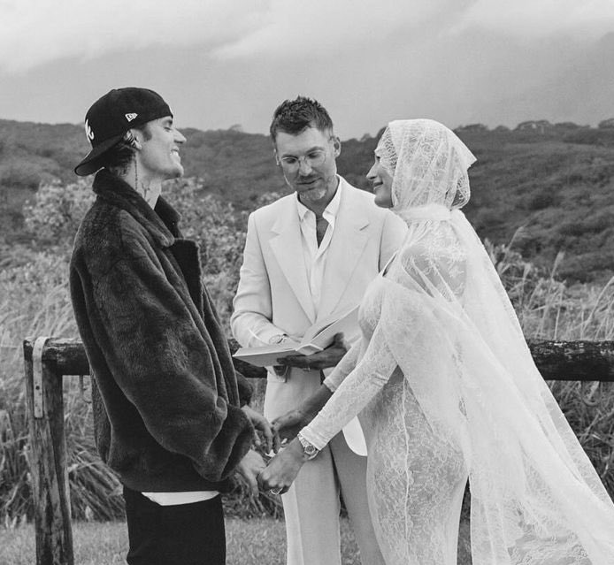 This is the smiles of two people that met as children, fell in love, married eachother, renewed their vows and who are finally ready to welcome their first child together❤️