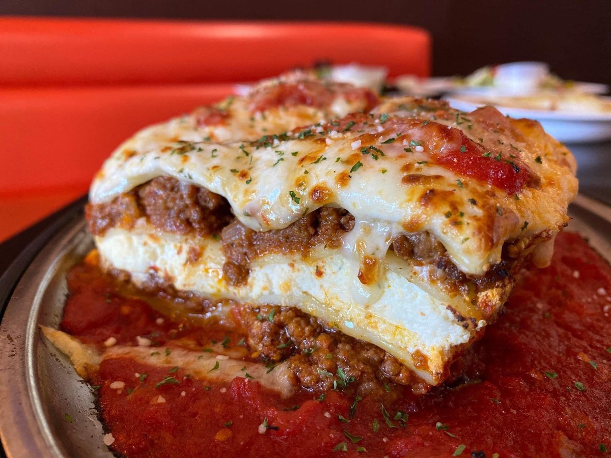 Prepare yourself for the best lasagna ever. 😍😍😍 We are absolutely sure you will love these layers! Homemade Meat Lasagna, so creamy, cheesy and meaty.

#lasagna #layers #ricotta #cheesy #saucy #sauce #pizzeria #lasagne #lasagnes #supper #dinnertonight #pasta #pastalover