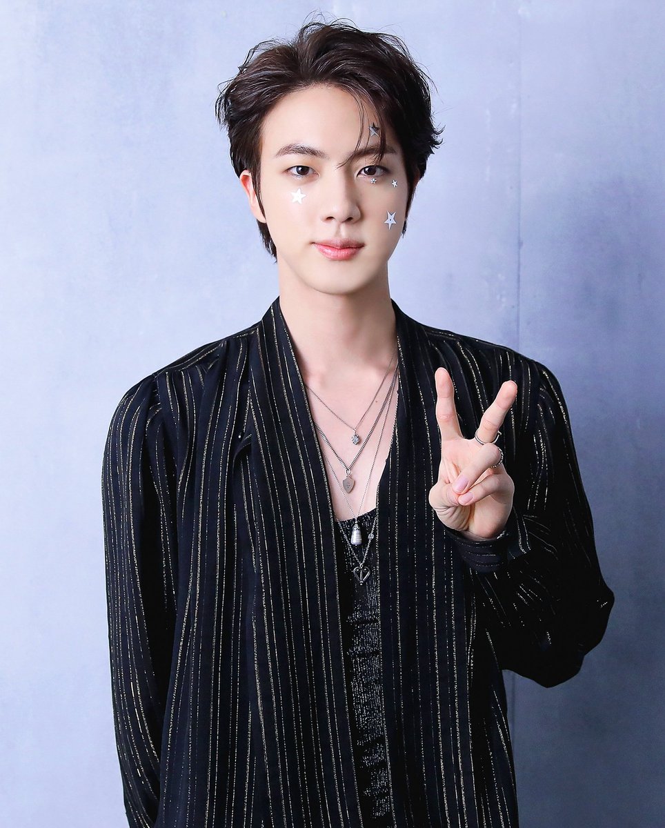 Parkjmstar95's tweet photo. DEJEN SUS VOTOS POR JIN ⬇️

Rt= 1 voto 🗳
Comentario = 1 voto 🗳

#NETIZENSREPORT #KIMSEOKJIN for Most Handsome Man Alive #MHMA2024 #MHMA2024KIMSEOKJIN @thenreport https://t.co/LhE2rBK0Ca
