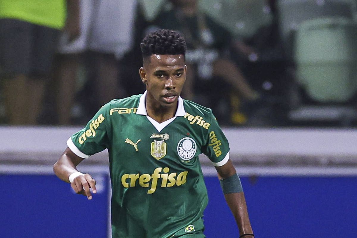 Bayern are planning to outbid Chelsea for Estêvão Willian. The German club's offer is expected to reach €60m in total, between fixed fee and add-ons. Chelsea have already offered €35m fixed plus €25m add-ons. Both clubs are willing to pay a fixed amount lower than the €45m…