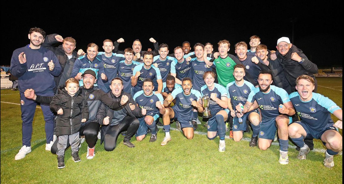 Louis Bazely tweet media