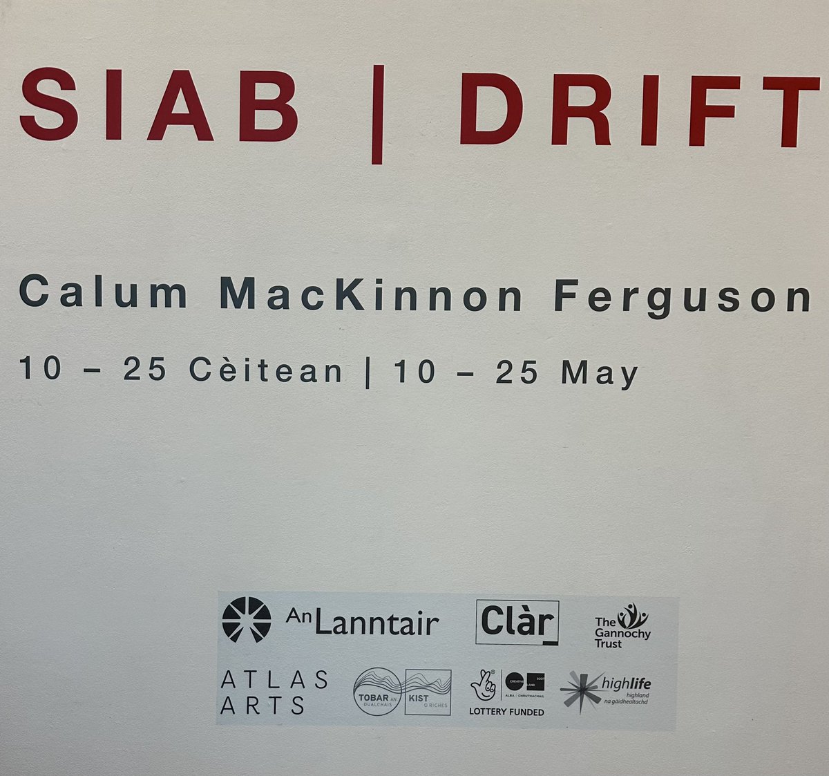 What a delight to be able to attend the opening night of Calum Ferguson’s new exhibition at @anlanntair this evening. If you’re in Stornoway over the next three weeks call in to see it.