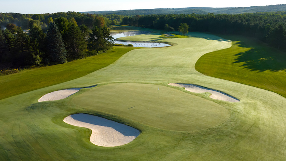 Want to play Plainfield, Seminole, Aronimink and Pinehurst No. 2 in the same round? Now you can, after Boyne Golf introduced the four latest hole renovations at its Donald Ross Memorial at The Highlands, an homage to the architect's work: golfcourseindustry.com/news/boyne-mem…